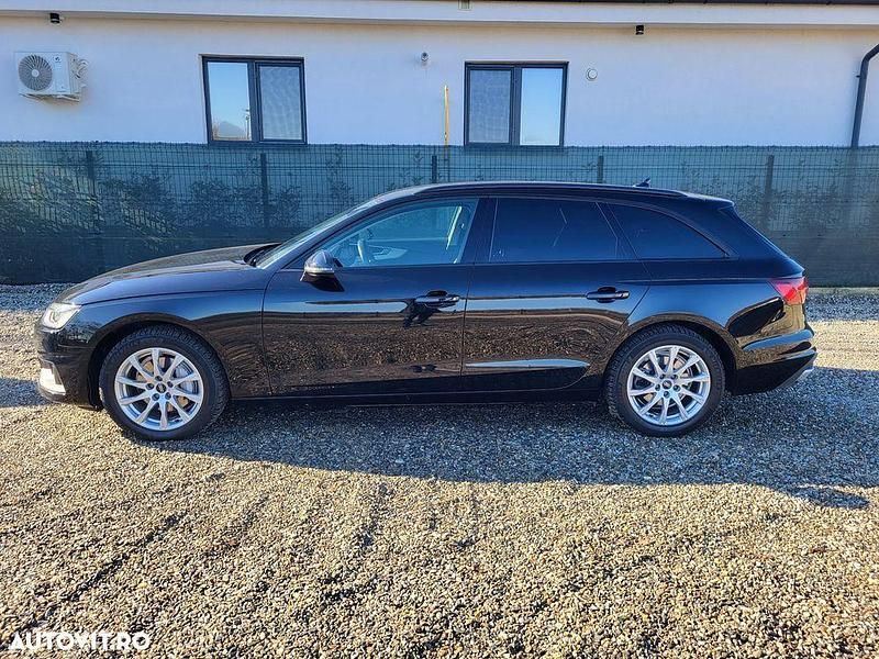 Second-hand Audi A4 Advanced 204 CP (150 kW) 2021 Culoarenegru Break
