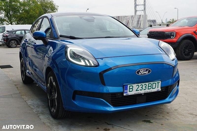 Second-hand Ford Puma Gen-E 123 kW (168 CP) 2025 Culoarealbastru SUV