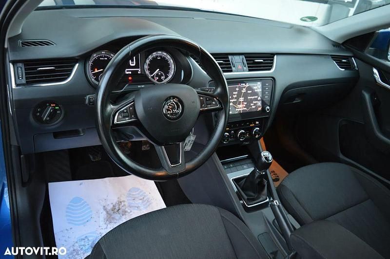 Second-hand Skoda Octavia Style 150 CP (110 kW) 2018 Culoarealbastru Break