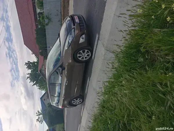 Utilizat 2011 Renault Grand Scénic III Monovolum | 3.750 EUR - Imagine 1/4