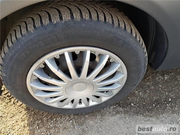 Second-hand Ford Fiesta 70 CP (51 kW) 2007 Gri Hatchback