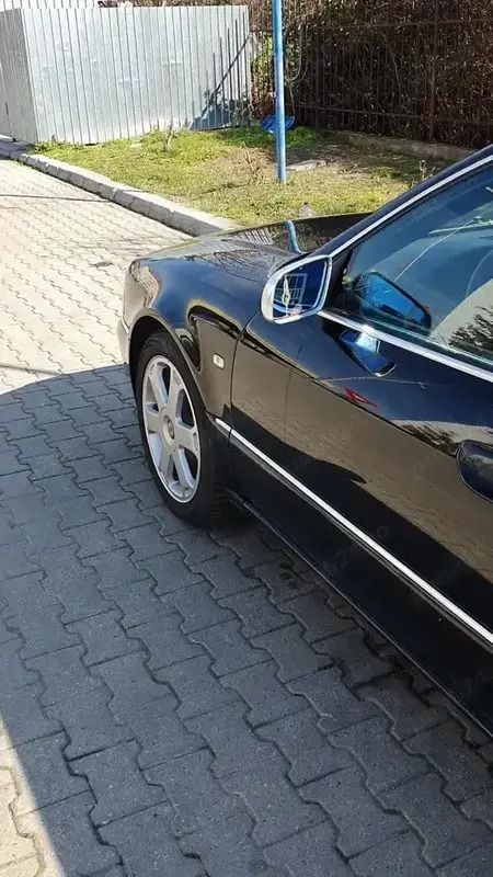 Second-hand Audi S8 360 CP (264 kW) 2001 Berlinǎ