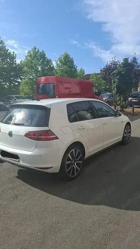 Second-hand VW Golf VII GTE 190 CP (139 kW) 2015 Alb Berlinǎ