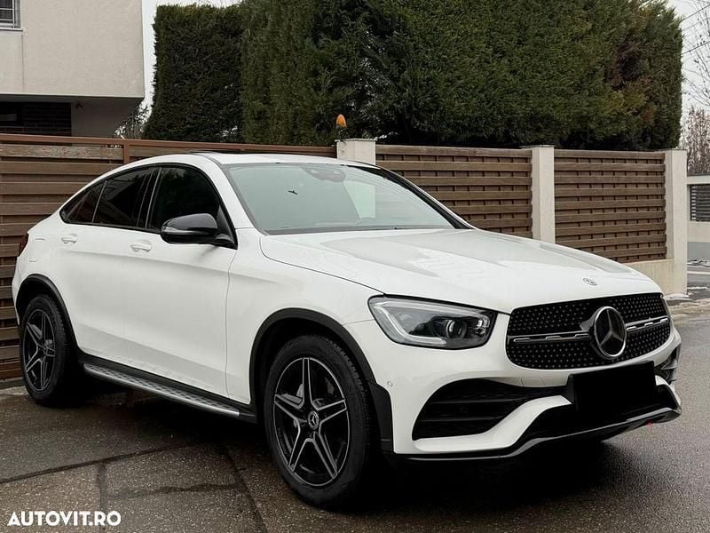 Second-hand Mercedes GLC300 258 CP (189 kW) 2019 Culoarealb SUV