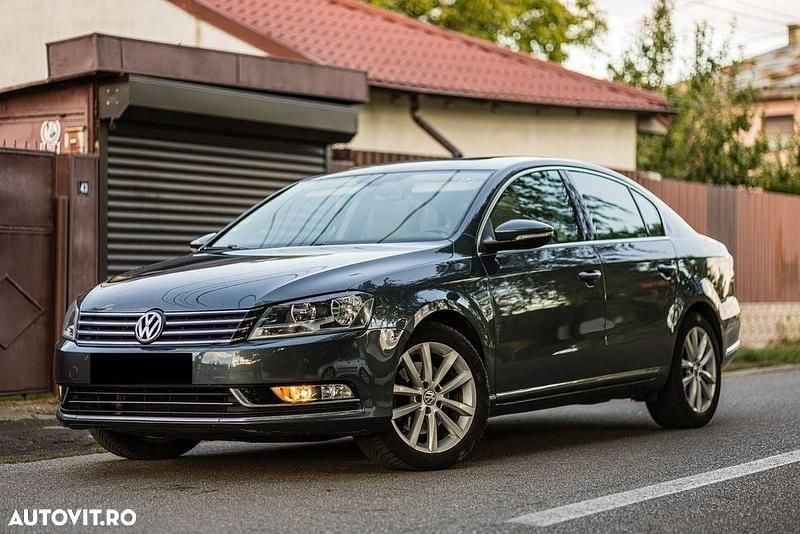 Culoarealbastru Utilizat 2011 VW Passat Berlinǎ | 5.990 EUR (Preț OK) - Imagine 1/4