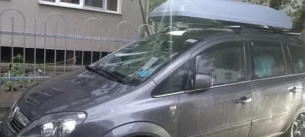 Utilizat 2011 Opel Zafira Monovolum | 2.600 EUR - Imagine 1/3