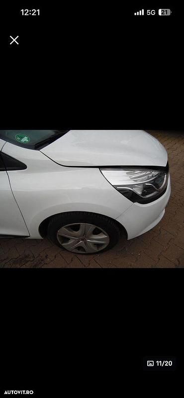 Second-hand Renault Clio IV Collection 75 CP (55 kW) 2016 Culoarealb Hatchback