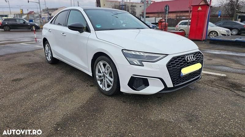 Second-hand Audi A3 Design 150 CP (110 kW) 2020 Culoarealb Berlinǎ