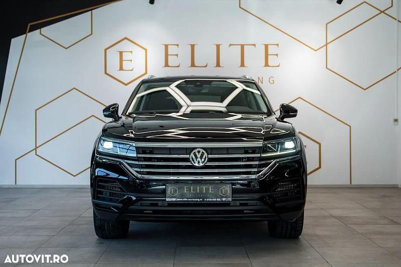 Second-hand VW Touareg 340 CP (250 kW) 2020 Culoarenegru SUV