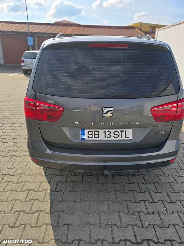Culoaregri Utilizat 2011 Seat Alhambra CONNECT Monovolum | 4.900 EUR - Imagine 1/4