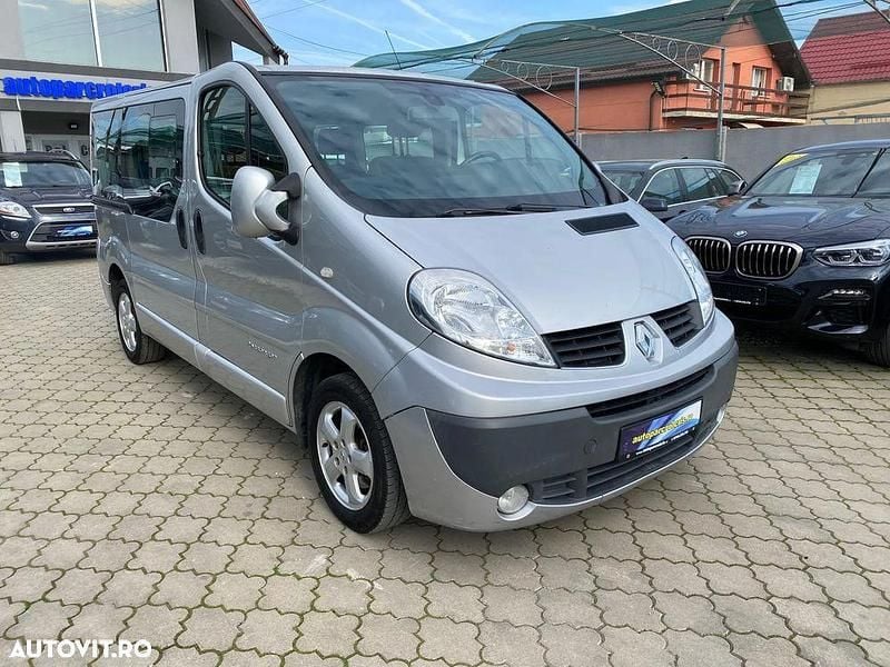 Culoareargint Utilizat 2008 Renault Trafic Van | 8.990 EUR (Scump) - Imagine 1/4