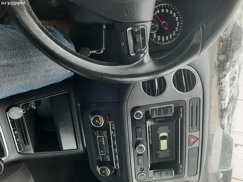 Second-hand VW Golf VII 122 CP (89 kW) 2014 Berlinǎ