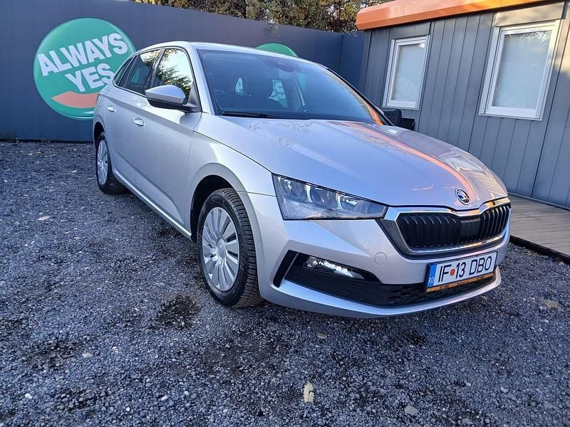 Alb Utilizat 2020 Skoda Scala Ambition Hatchback | 12.950 EUR (Preț OK) - Imagine 1/4