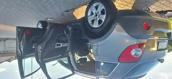 Utilizat 2008 Opel Antara SUV | 5.300 EUR - Imagine 1/4