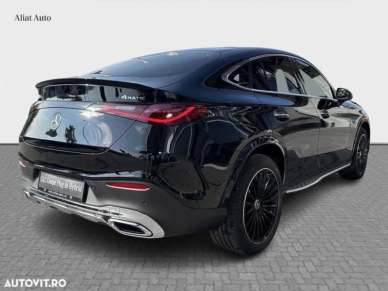Nouă Mercedes GLC300 313 CP (230 kW) 2025 Culoarenegru Coupe