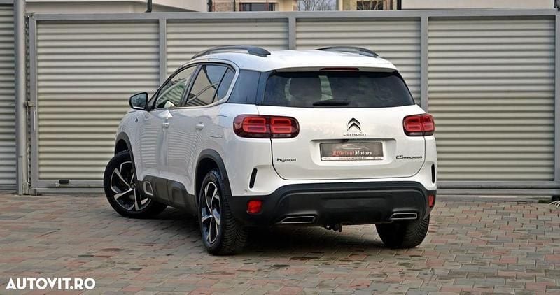 Second-hand Citroën C5 Aircross Shine 225 CP (165 kW) 2022 Culoarealb SUV