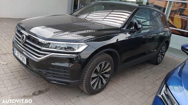 Second-hand VW Touareg Style 231 CP (169 kW) 2024 Culoarenegru SUV