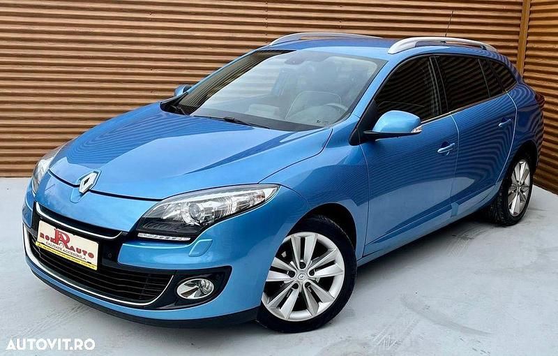 Culoarealbastru Second-hand 2013 Renault Mégane GrandTour Bose Edition Break | 5.980 EUR (Preț OK) - Imagine 1/4