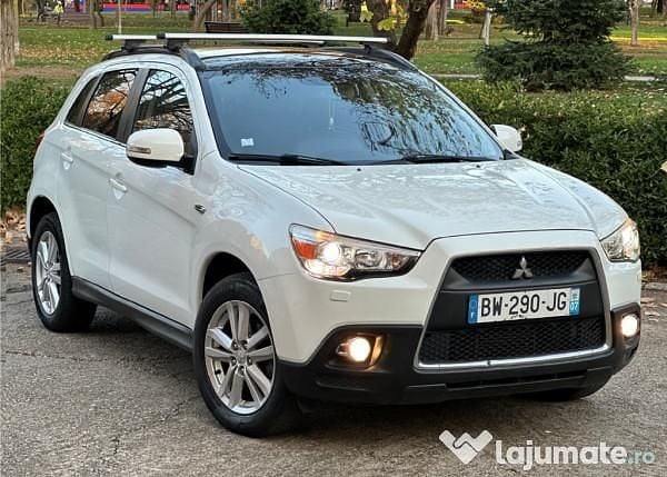 Alb Utilizat 2012 Mitsubishi ASX SUV | 6.790 EUR (Preț bun) - Imagine 1/4