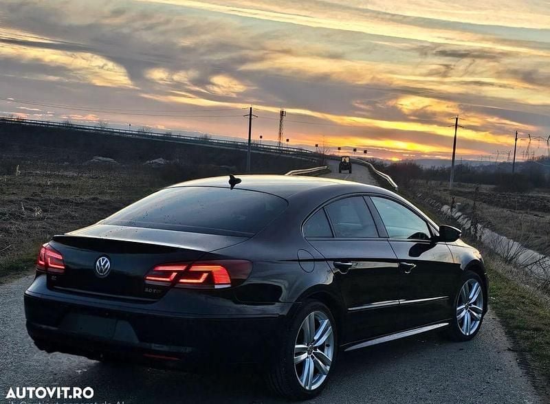 Second-hand VW Passat 183 CP (134 kW) 2016 Culoarenegru Berlinǎ