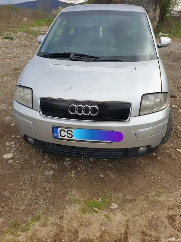 Second-hand Audi A2 75 CP (55 kW) 2001 Argintiu Hatchback