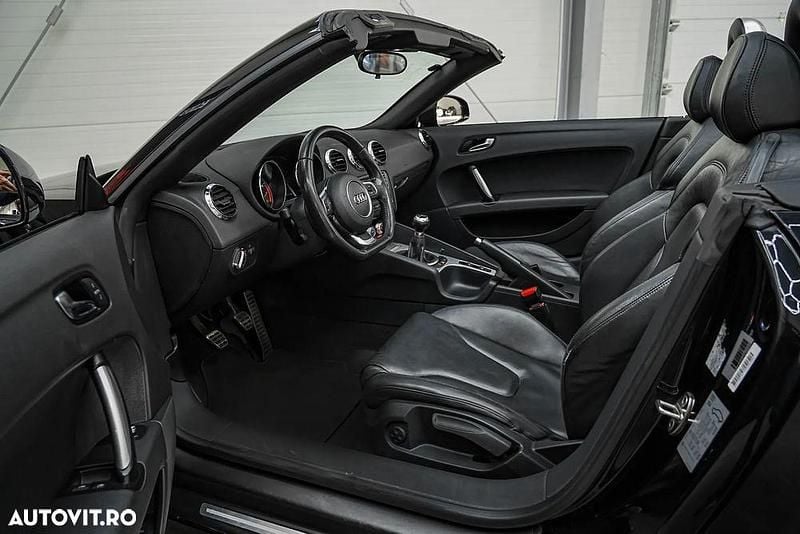 Second-hand Audi TT 160 CP (117 kW) 2011 Culoarenegru Coupe