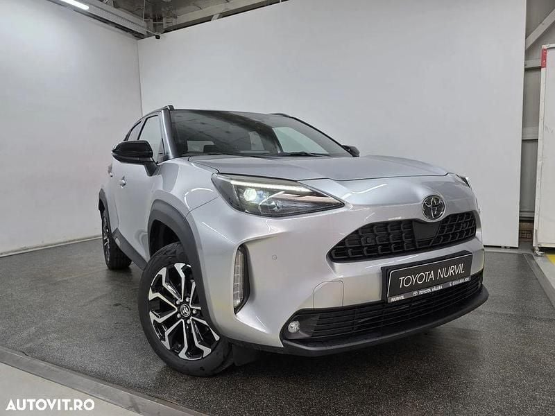 Argint Nouă 2024 Toyota Yaris Cross SUV | 28.677 EUR (Preț OK) - Imagine 1/4
