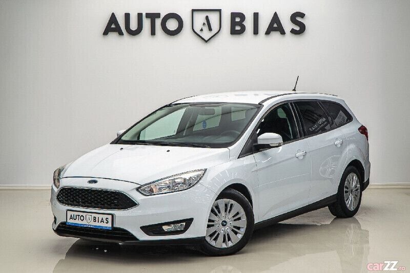 Alb Utilizat 2017 Ford Focus Trend Berlinǎ | 8.950 EUR (Preț bun) - Imagine 1/4