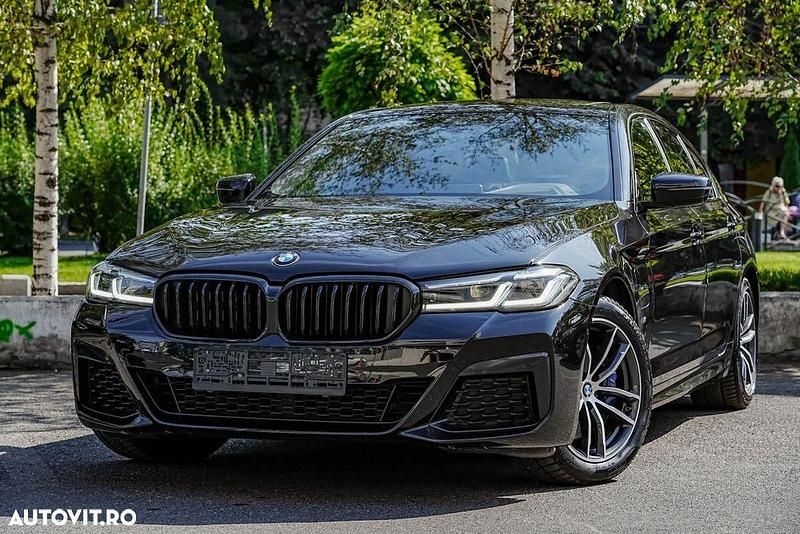 Culoarenegru Utilizat 2021 BMW 530 M Sport Berlinǎ | 31.436 EUR (Scump) - Imagine 1/4