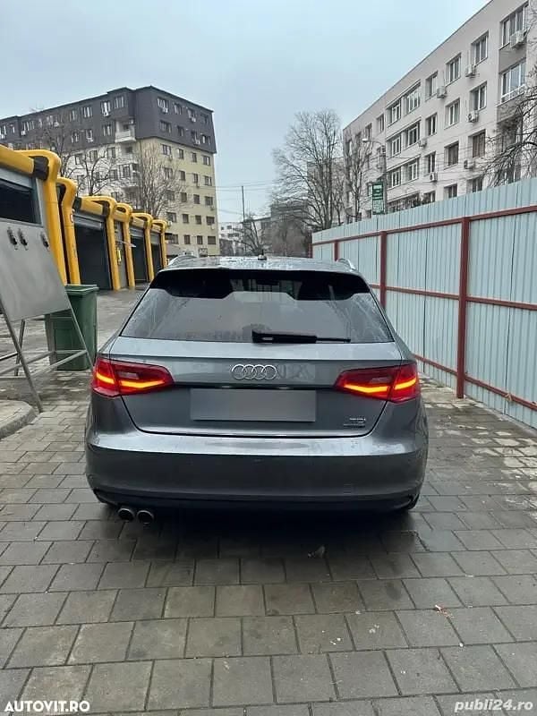 Second-hand Audi A3 Sportback 150 CP (110 kW) 2016 Gri Hatchback