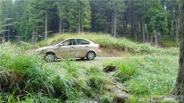 Bej Utilizat 2008 Hyundai Accent Berlinǎ | 3.999 EUR - Imagine 1/4
