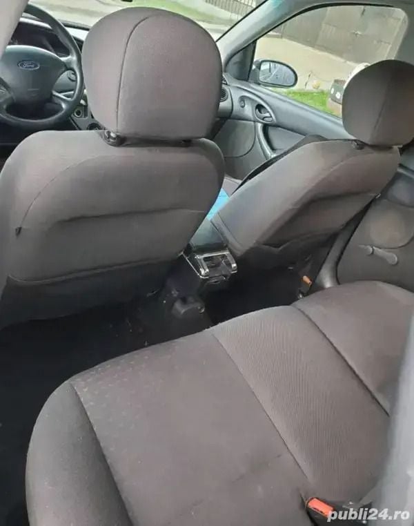 Utilizat 2004 Ford Focus | 650 EUR (Preț OK) - Imagine 1/4