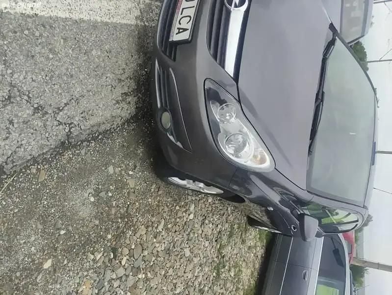 Gri Utilizat 2011 Opel Corsa Hatchback | 3.000 EUR (Preț OK) - Imagine 1/4