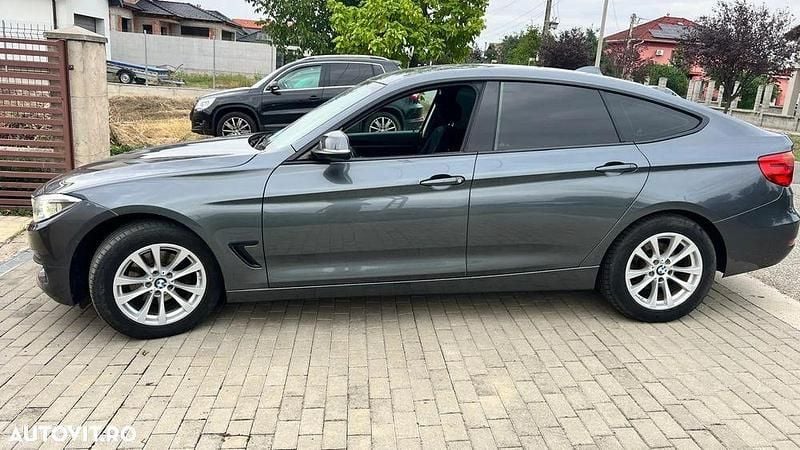 Gri Utilizat 2015 BMW 320 Gran Turismo Comfort Edition Berlinǎ | 10.700 EUR (Super Preț) - Imagine 1/4