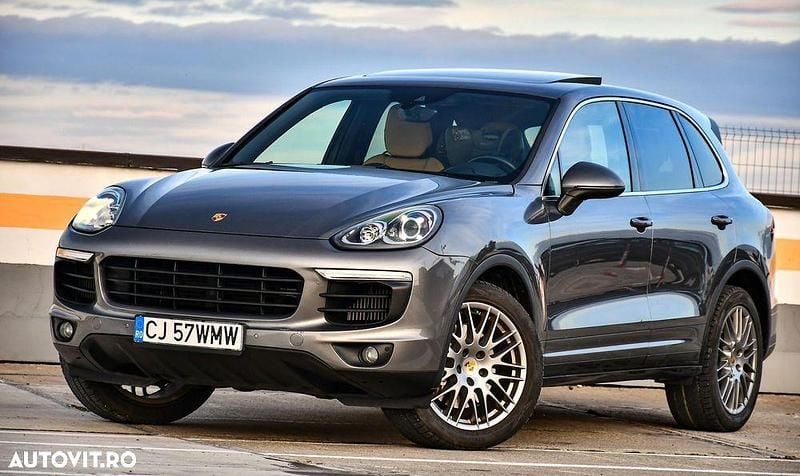Culoaregri Second-hand 2017 Porsche Cayenne SUV | 26.000 EUR (Super Preț) - Imagine 1/4