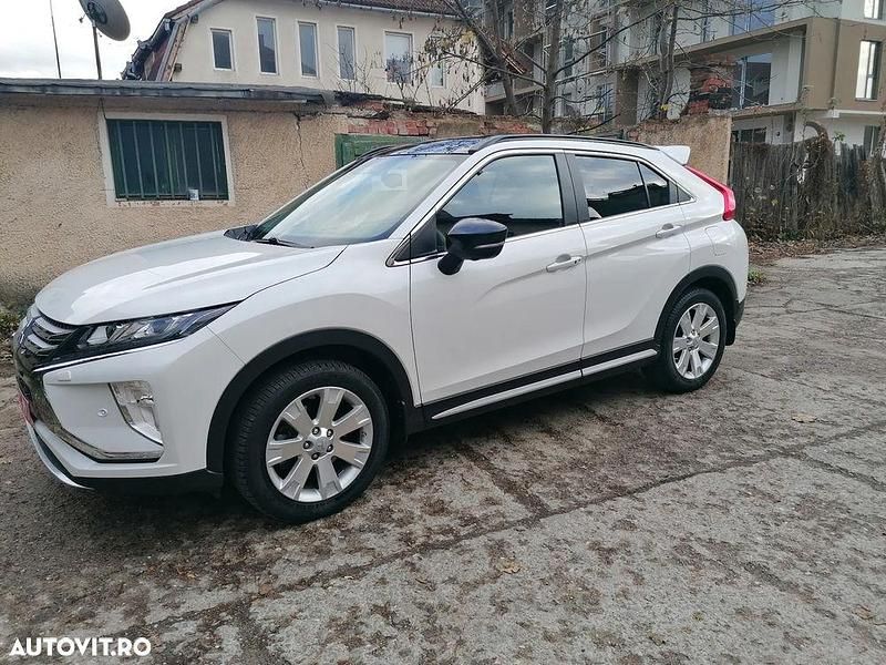 Second-hand Mitsubishi Eclipse Cross Instyle 163 CP (119 kW) 2020 Culoarealb SUV