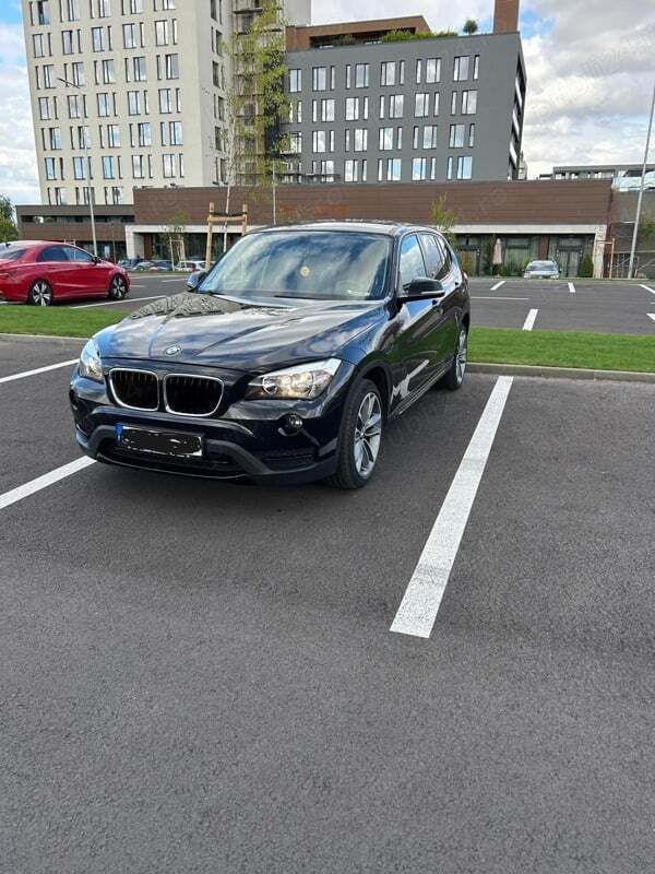 Utilizat 2013 BMW X1 Sport Line SUV | 11.500 EUR (Puțin scump) - Imagine 1/4