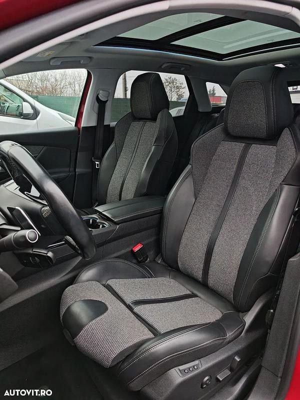 Second-hand Peugeot 3008 Allure 131 CP (96 kW) 2018 Culoarerosu SUV