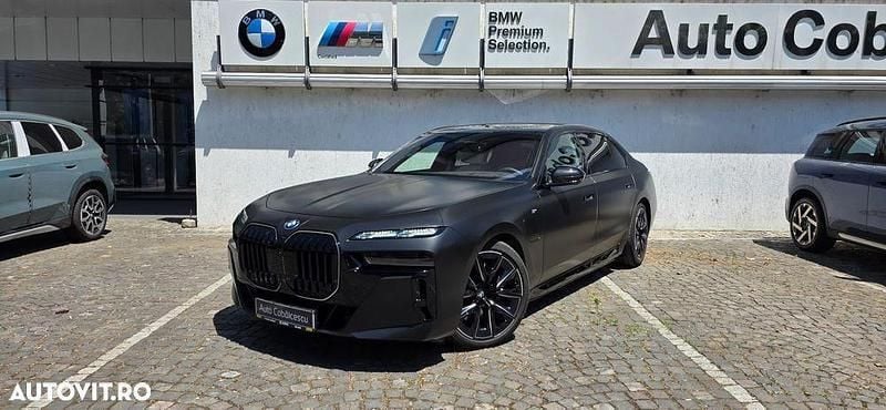 Negru Utilizat 2025 BMW 750e Berlinǎ | 149.900 EUR (Scump) - Imagine 1/4