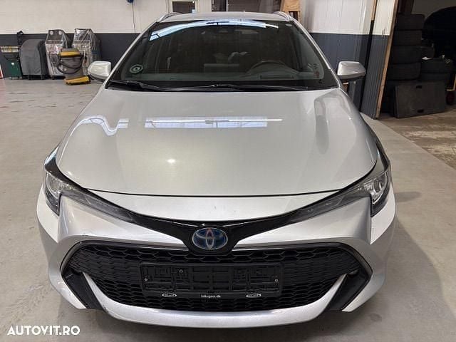 Second-hand Toyota Corolla Business Edition 122 CP (89 kW) 2020 Culoaregalbeuriu Break