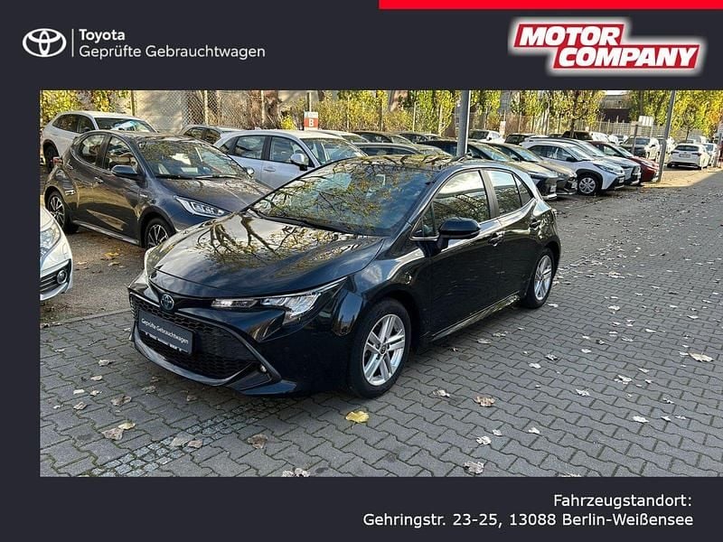 Negru Utilizat 2022 Toyota Corolla Business Edition | 24.845 EUR (Preț OK) - Imagine 1/1