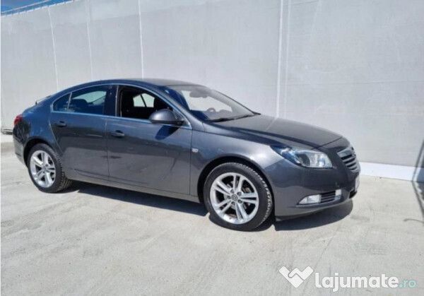 Gri Utilizat 2012 Opel Insignia Edition Berlinǎ | 6.900 EUR (Puțin scump) - Imagine 1/4