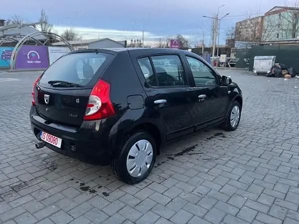 Second-hand Dacia Sandero 75 CP (55 kW) 2010 Hatchback