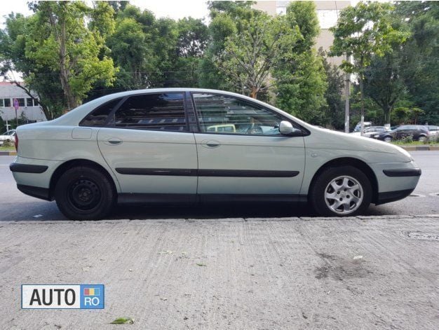 Second-hand Citroën C5 114 CP (83 kW) 2003 Verde Hatchback
