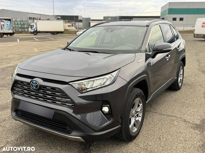 Culoaregri Second-hand 2023 Toyota RAV4 Hybrid Active SUV | 23.990 EUR - Imagine 1/4