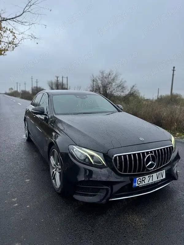Utilizat 2018 Mercedes E220 AMG line Berlinǎ | 13.700 EUR - Imagine 1/4