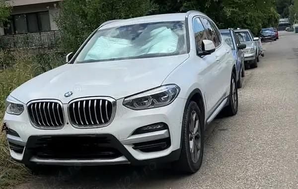Alb Utilizat 2019 BMW X3 SUV | 26.700 EUR (Preț bun) - Imagine 1/4