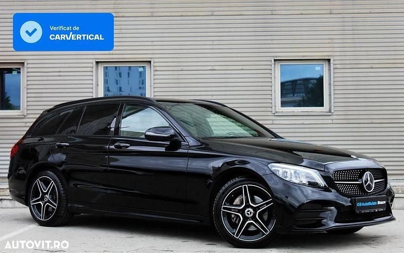 Second-hand Mercedes C220 AMG line 194 CP (142 kW) 2019 Culoarenegru Break