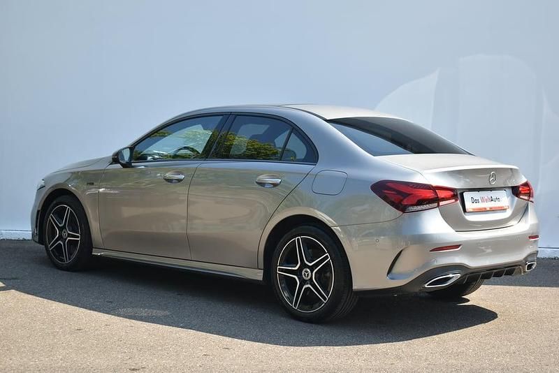 Second-hand Mercedes A250 160 CP (117 kW) 2020 Gri inchisnormal
