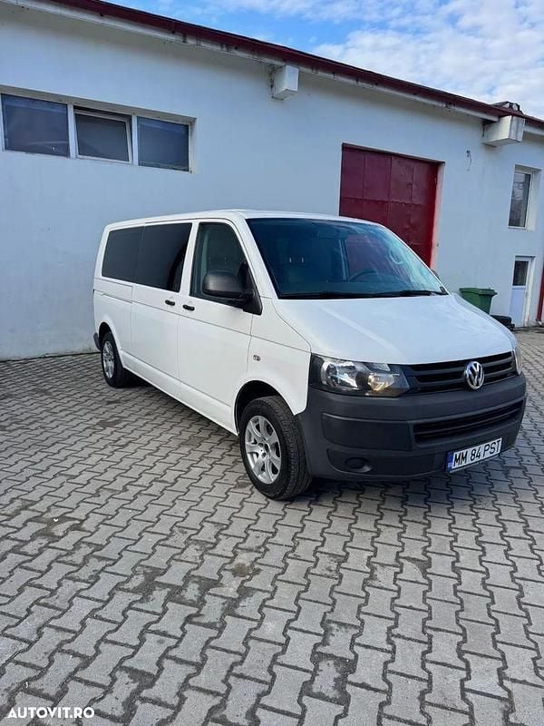 Second-hand VW Transporter 140 CP (102 kW) 2015 Culoarealb Van